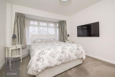 23 Meadow Way, Norwich, NR6 5NN
