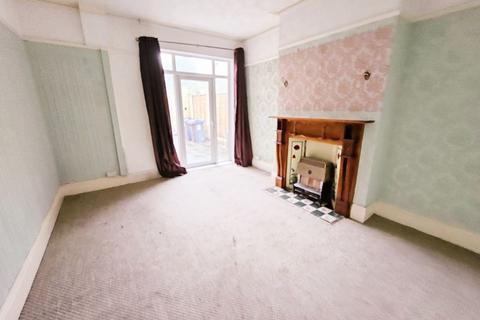 5 bedroom semi-detached house for sale - Silver Birch Road, Erdington, Birmingham, B24 0AS
