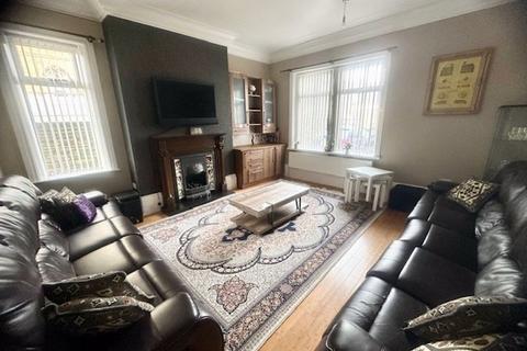 6 bedroom semi-detached house for sale, 