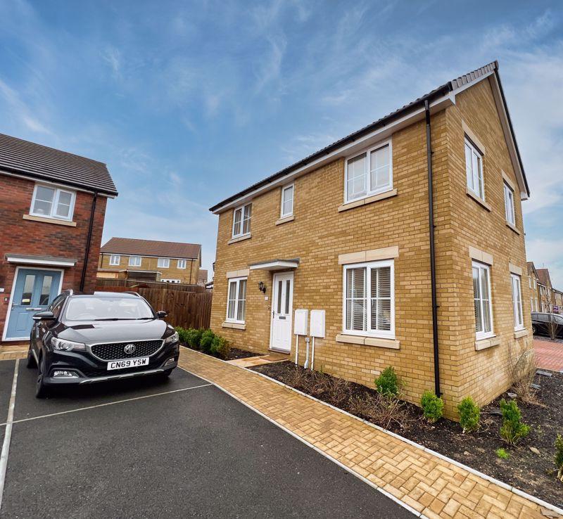 5 Heol Mathews, Coity, Bridgend, CF35 6JU 3 bed detached house for sale
