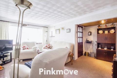 2 bedroom semi-detached bungalow for sale - Aberthaw Circle, Newport - REF#00014627