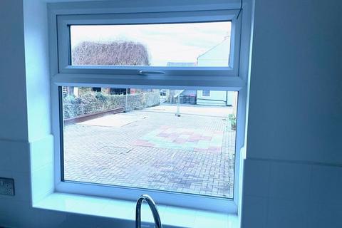 2 bedroom terraced house to rent, High Street, Stanton Hill, Notts, NG17 3GA