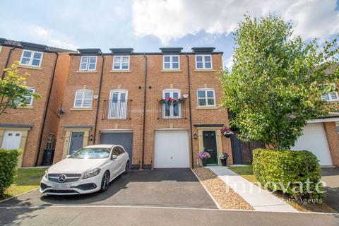 3 bedroom townhouse for sale, Bhullar Way, Oldbury B69