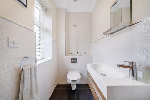 2 Alma Barn Mews, Orpington, BR6 7FE