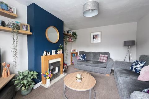 10 Tuffley Lane, Tuffley, Gloucester, GL4 0DT