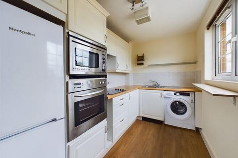 Flat 7, 8 Great Western Road, Gloucester, GL1 3PP
