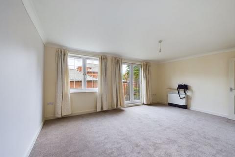Flat 7, 8 Great Western Road, Gloucester, GL1 3PP