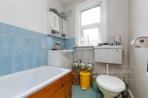 92a Bathurst Gardens, London, NW10 5HY