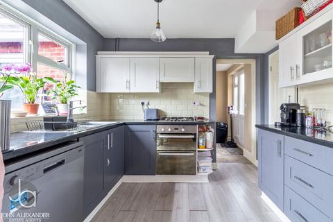 34 Glebe Road, Tiptree, Colchester, CO5 0TD
