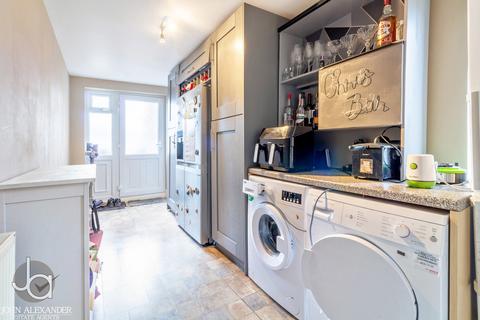 34 Glebe Road, Tiptree, Colchester, CO5 0TD