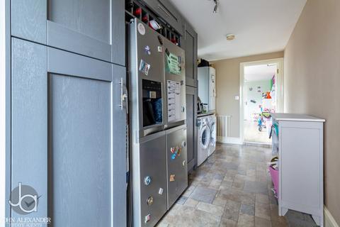 34 Glebe Road, Tiptree, Colchester, CO5 0TD