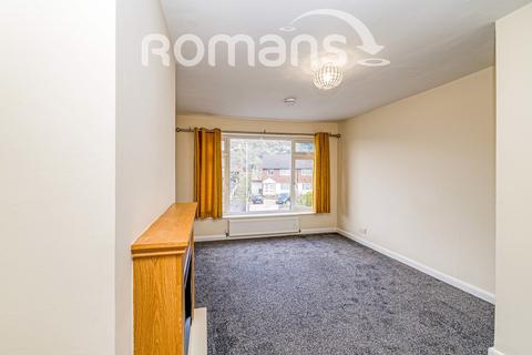 2 bedroom flat to rent - Desborough Avenue, High Wycombe