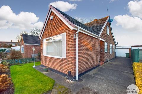 2 bedroom semi-detached bungalow for sale - Park Drive, Stockton-On-Tees TS19