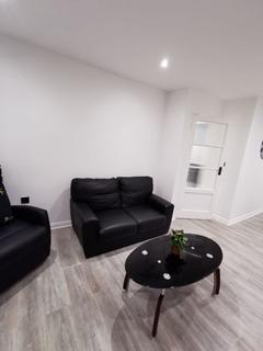1 bedroom flat to rent, Woodstock Road, Croydon, CR0 1JR