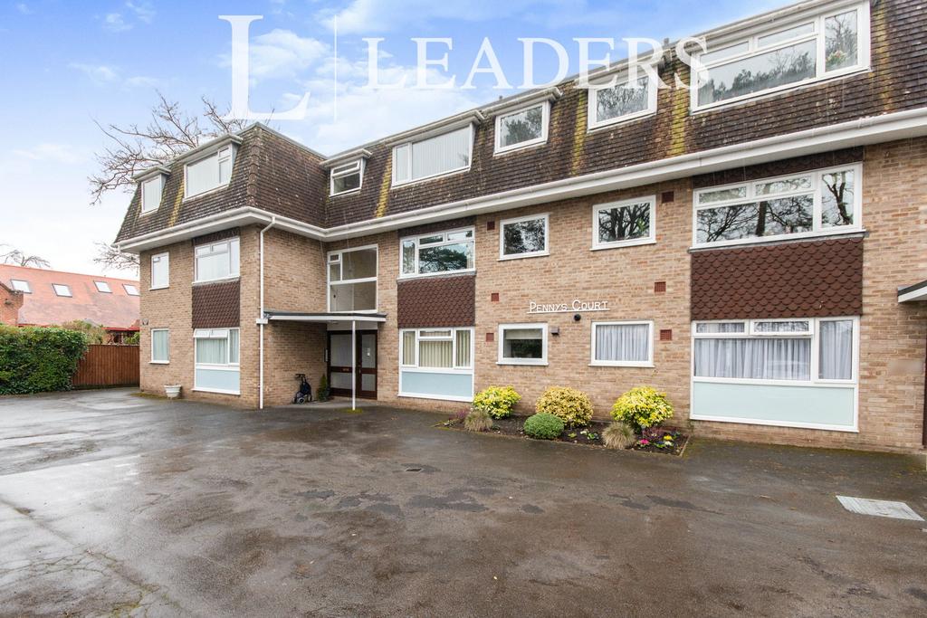 New Road, Ferndown 2 bed flat £1,250 pcm (£288 pw)
