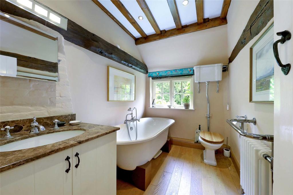 Bath/Shower Room