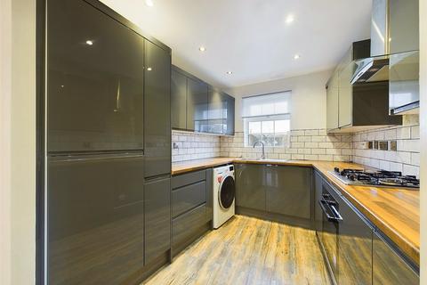 21 Watermint Drive, Tuffley, Gloucester, GL4 0SZ