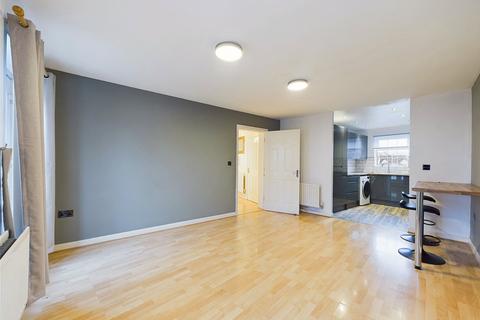 21 Watermint Drive, Tuffley, Gloucester, GL4 0SZ