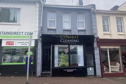 Retail property (out of town) to rent, Torquay TQ2