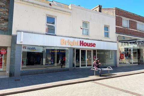 Retail property (high street) to rent, Torquay TQ2