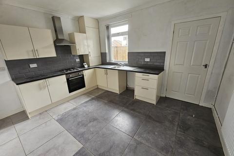 3 bedroom house to rent, Albany Place, South Emsall
