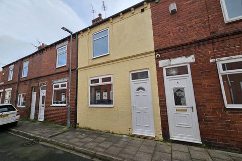 3 bedroom house to rent, Albany Place, South Emsall