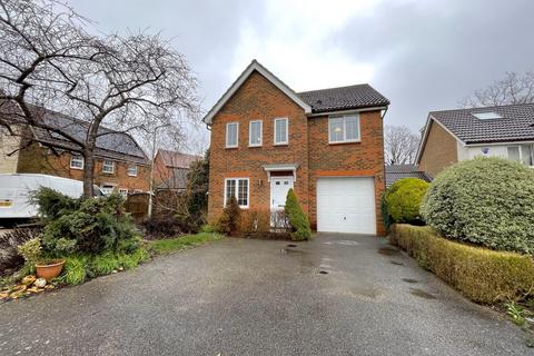 4 bedroom detached house to rent - Sycamore Lane, Godinton Park, TN23 3RS