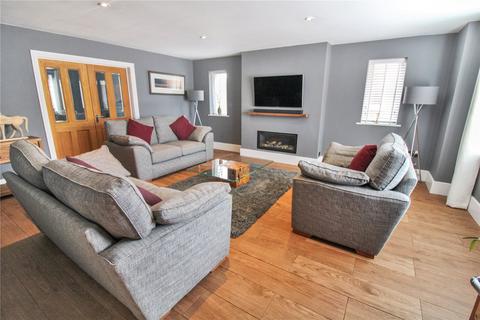 3 Gleed Close, Purton, Swindon, SN5 4FG