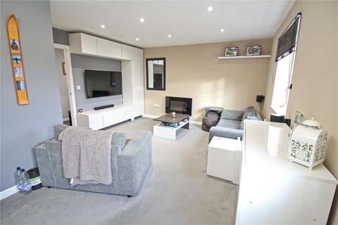 2 bedroom apartment for sale, Redhouse Gardens, Wiltshire SN25