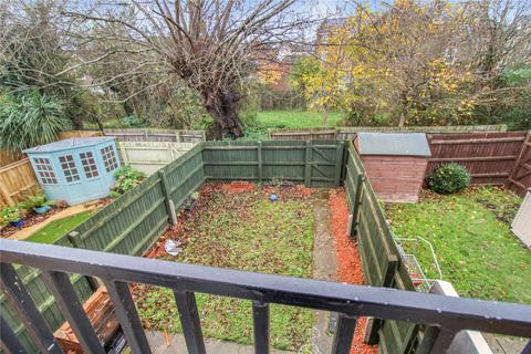 56 Britten Road, Swindon, SN25 2HQ