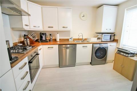 6 Cob Hill, Purton, Swindon, SN5 4FR