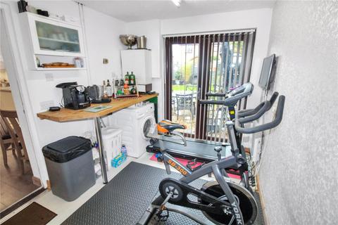 10 Parsley Close, Swindon, SN2 2SA