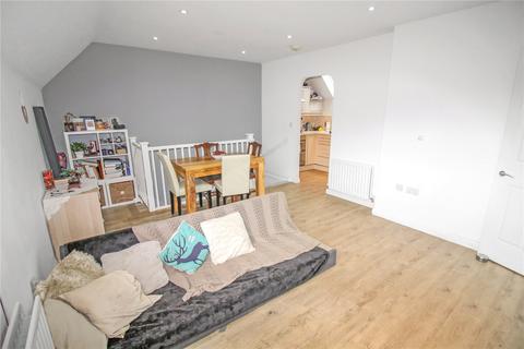61 Birkdale Close, Swindon, SN25 2DH