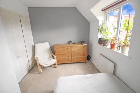 61 Birkdale Close, Swindon, SN25 2DH