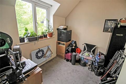 61 Birkdale Close, Swindon, SN25 2DH