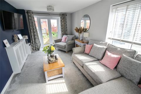 2 Course Meadow, Purton, Swindon, SN5 4GL
