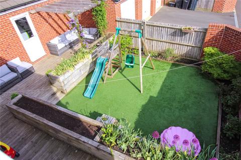 2 Course Meadow, Purton, Swindon, SN5 4GL