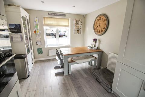 2 Course Meadow, Purton, Swindon, SN5 4GL
