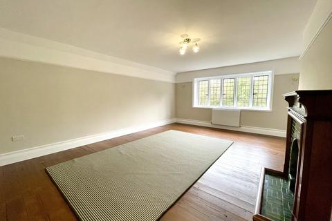 2 bedroom apartment for sale, The Manor, Herringswell