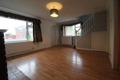 3 bedroom semi-detached house to rent, Lyndhurst Avenue, Hazel Grove, Stockport, Cheshire, SK7