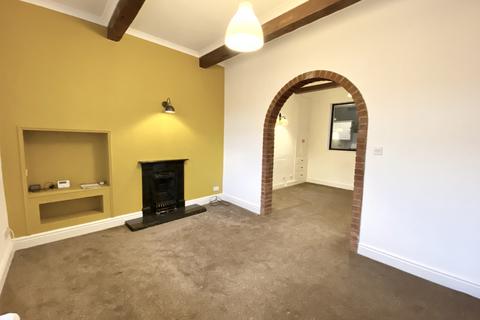 3 bedroom terraced house to rent, Huddersfield Road, Stalybridge, Cheshire, SK15