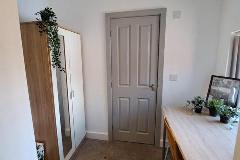 1 bedroom in a house share to rent, Room 9,  9 Highfield Road, Doncaster