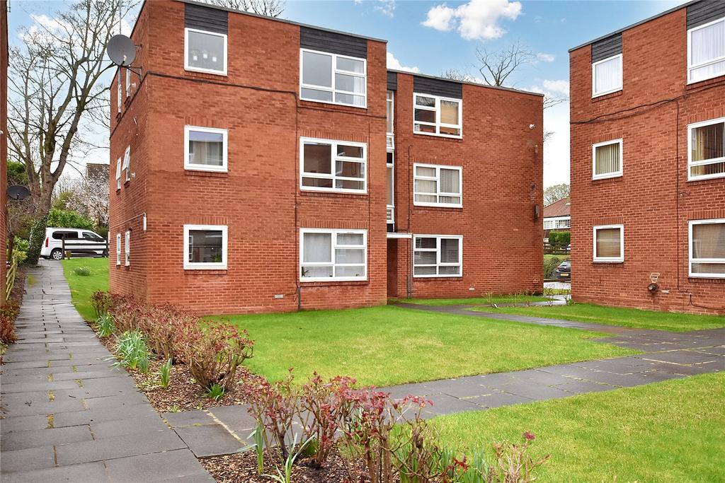 Montagu Court, Oakwood, Leeds 2 bed apartment for sale £160,000