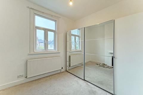 2 bedroom apartment to rent, Kingston Road, London