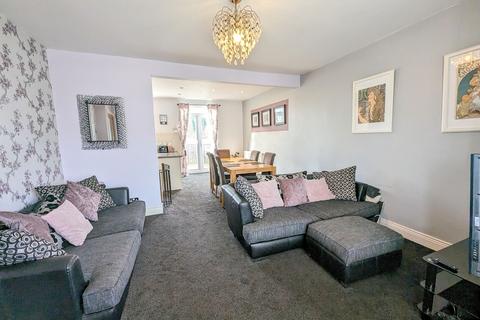 3 bedroom semi-detached house for sale, Highfield Drive, South Shields