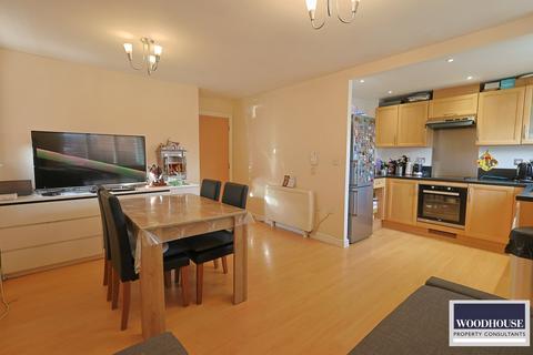 2 bedroom apartment for sale, Yukon Road, Broxbourne EN10