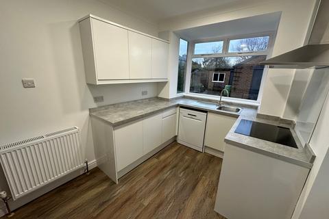 3 bedroom semi-detached house to rent - Stray Road, York, YO31