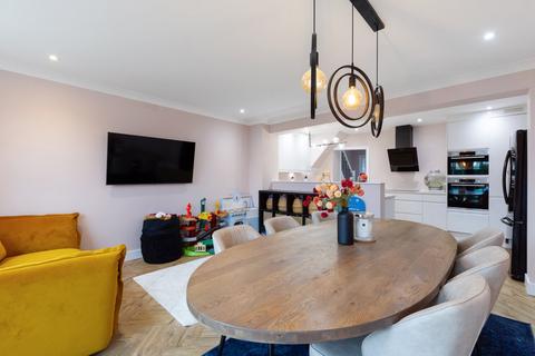 50 Rosebery Avenue, Sidcup, DA15 8HZ