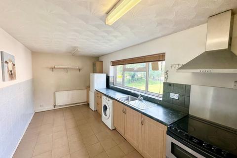 2 bedroom flat for sale, Rachael Clarke Close, Corringham, SS17