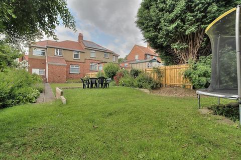 3 bedroom semi-detached house for sale, Popplewell Gardens, Gateshead NE9